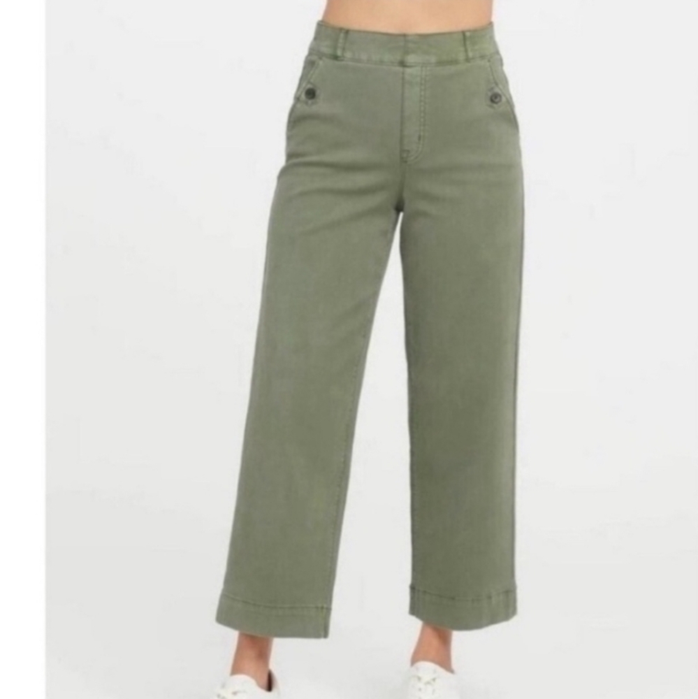 Spanx Plus Size Twill  Cropped Wide Leg Pants. Size 2x